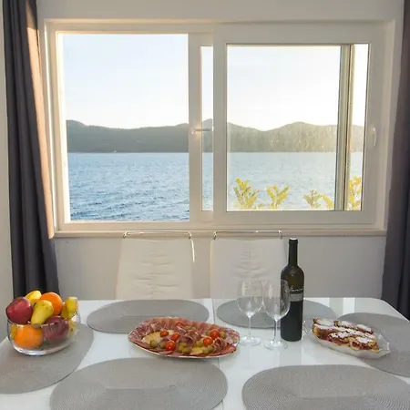 Eden Apartmán Dubrovacko Primorje
